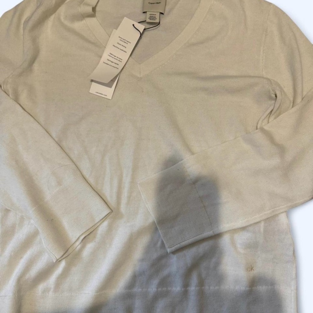 Calvin klein v neck sweater